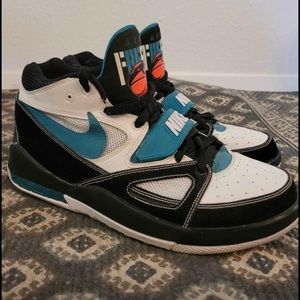 Nike Alpholution Sneakers sz 11